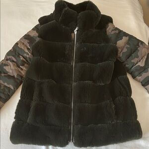 Faux Fur Dark Rich Green Jacket with Camo Sleeves S